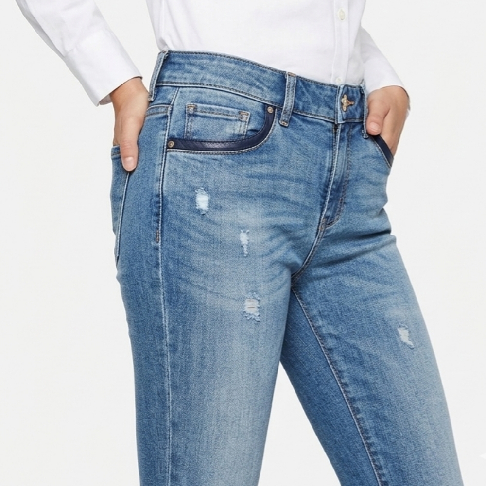 WHBM Light Blue Women's Slim Jeans With Faux Leather Trim Size 00 - Picture 2 of 16